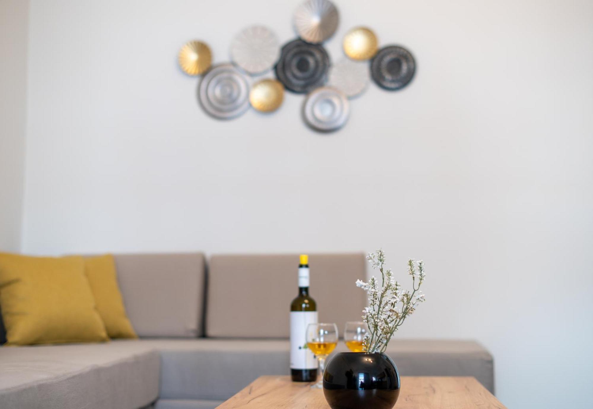 Mardinik Hotel Apartments Rethymno  ภายนอก รูปภาพ